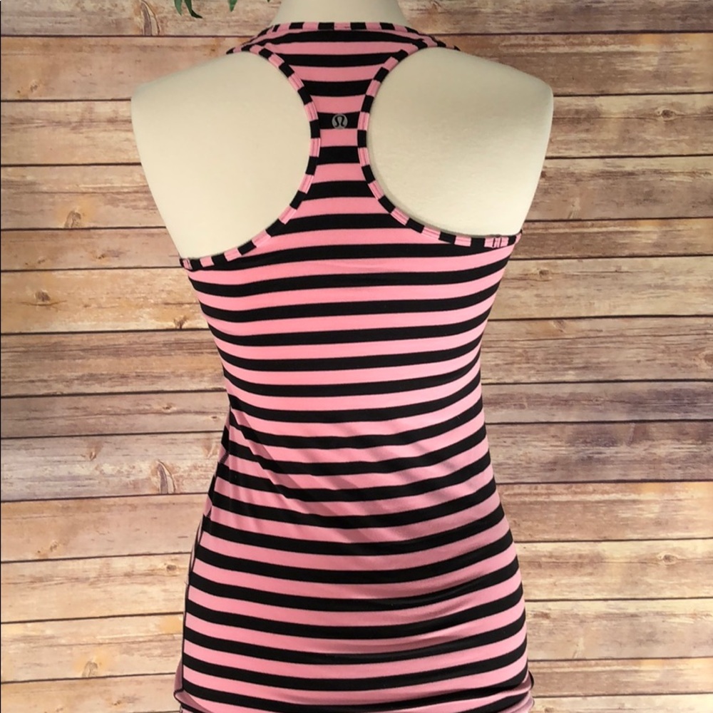 Lululemon workout tank